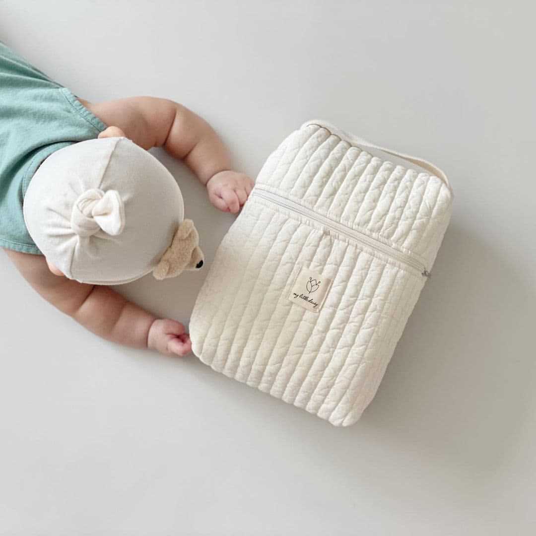 Mommy's diaper bag with felt material and durable construction